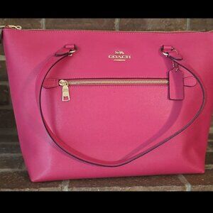COACH Gallery Tote Handbag (NWOT)
